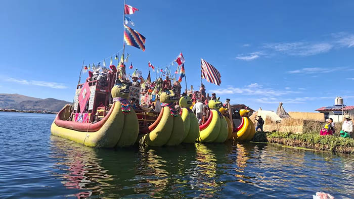 Puno: tradicional escenificación de la salida de Manco Cápac y Mama Ocllo